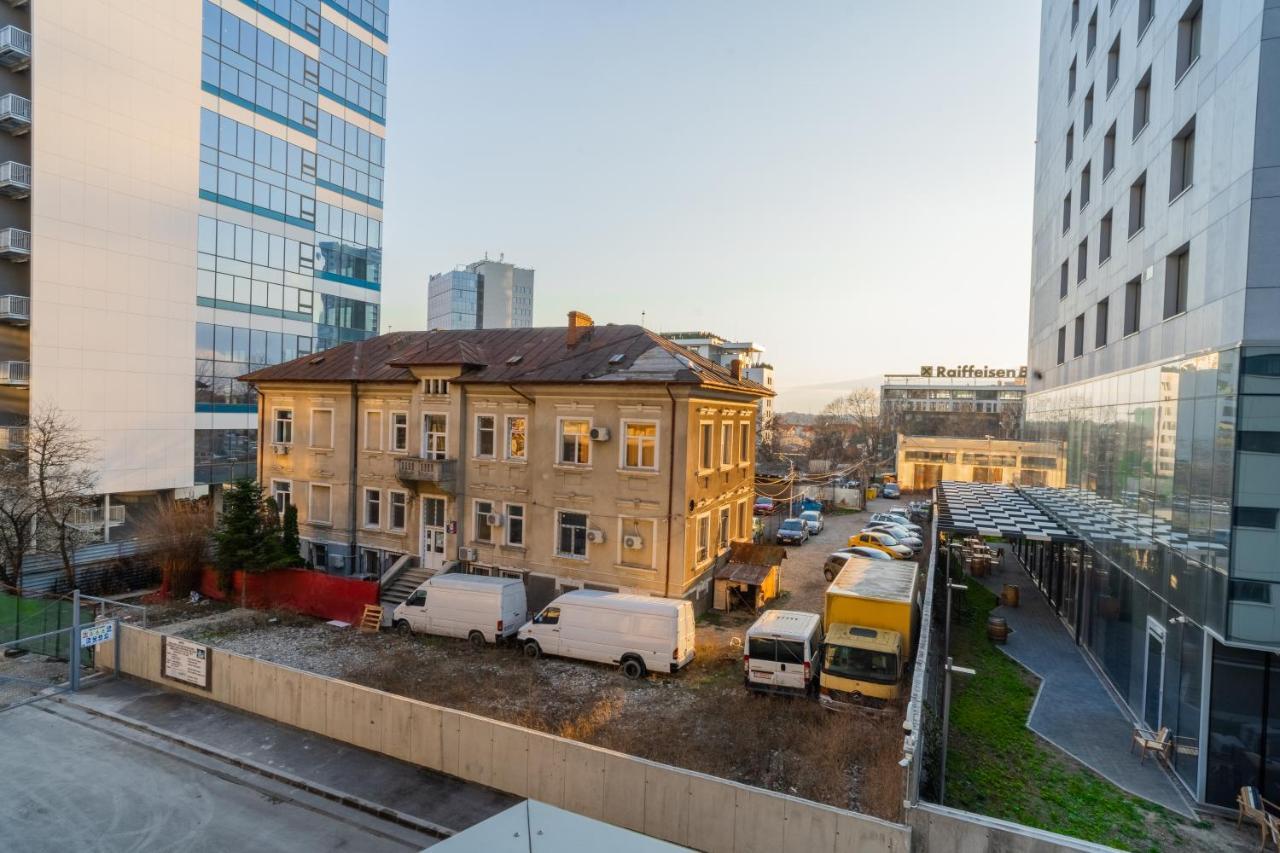 Designer Apartment In Aviatiei Tower Bucharest Exterior photo